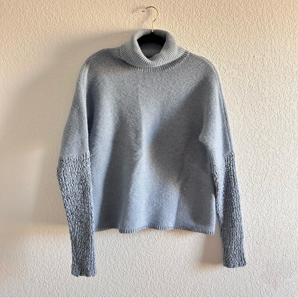 Sundance Turtleneck Sweater Merino Wool Blend Large Blue Grey Mixed Media SOFT